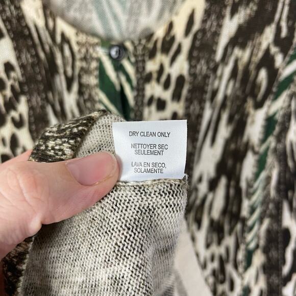 Worth NY | 100% Wool Mixed Animal Print Lightweight Button Cardigan Sweater - Picture 8 of 8